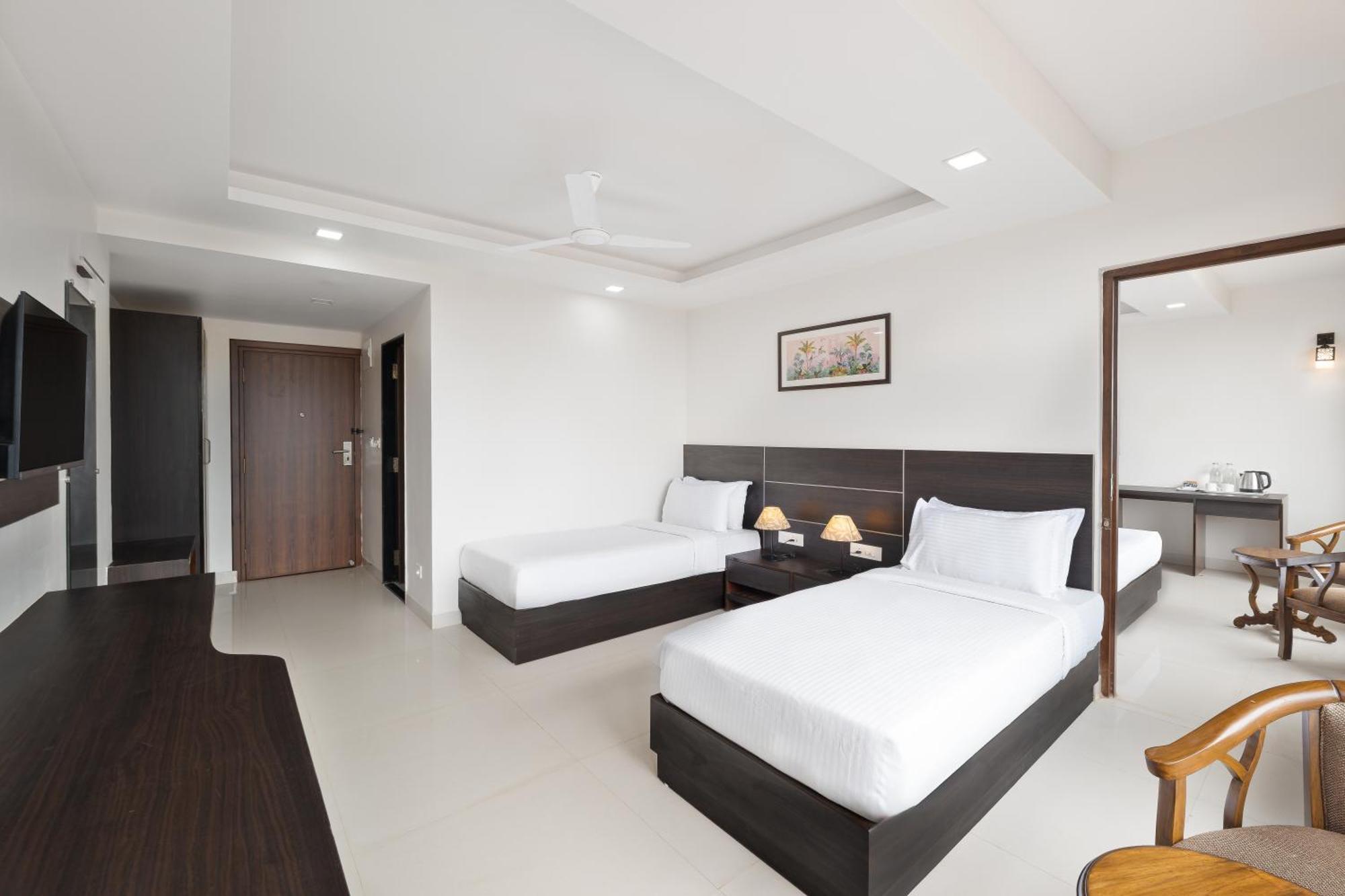 Bsg Porvorim Regency Hotel Goa エクステリア 写真