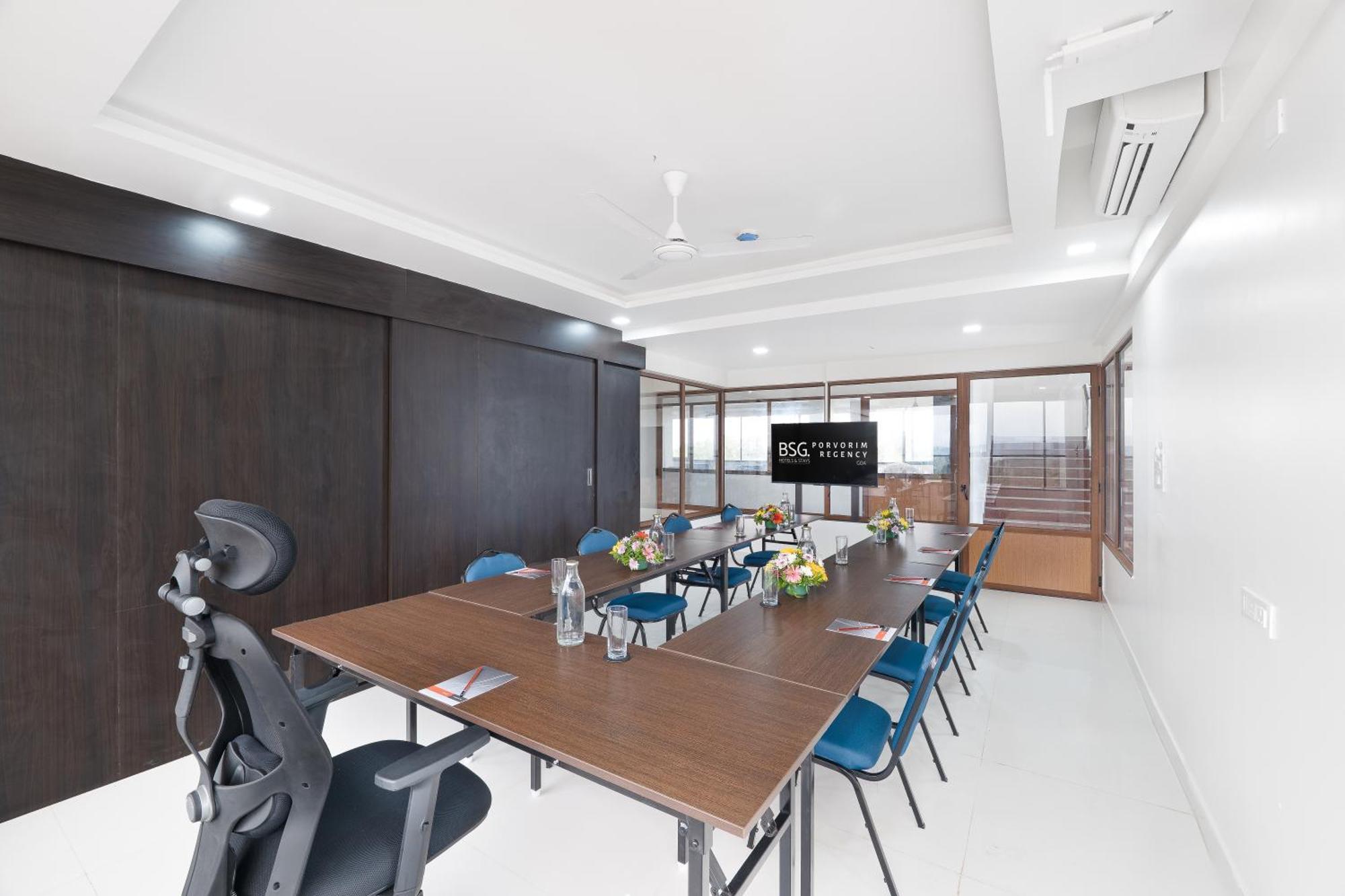 Bsg Porvorim Regency Hotel Goa エクステリア 写真