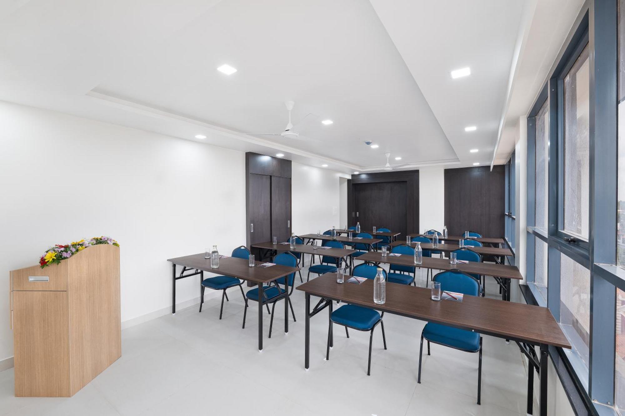 Bsg Porvorim Regency Hotel Goa エクステリア 写真
