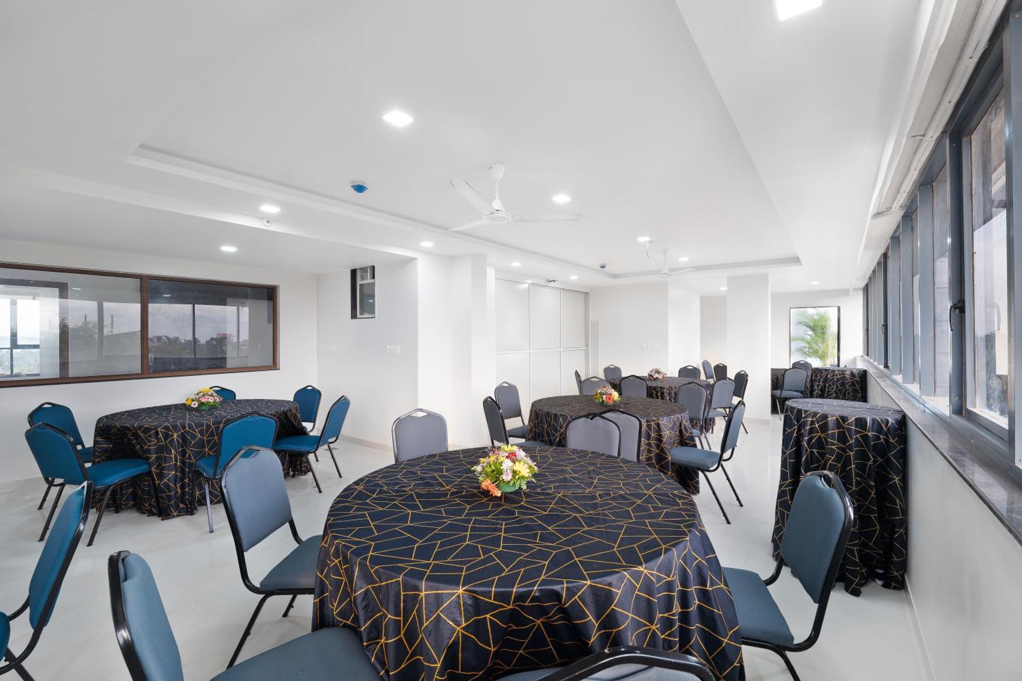 Bsg Porvorim Regency Hotel Goa エクステリア 写真